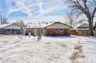 HUGE LOT ~ ALMOST 1/3 ACRE ~ Close proximity to OU Campus