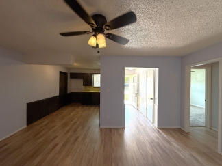 Available for Showing Now! Flexible Lease Term 9 to 18 Month Offer!! ***SPECIAL 50% OFF 1ST FULL MONTH'S RENT*** HUGE LOT ~ ALMOST 1/3 ACRE ~ Close proximity to OU Campus