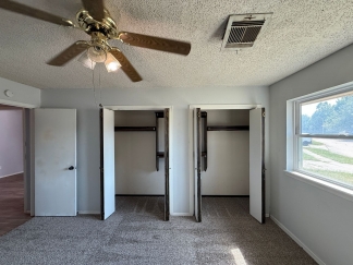 Available for Showing Now! Flexible Lease Term 9 to 18 Month Offer!! ***SPECIAL 50% OFF 1ST FULL MONTH'S RENT*** HUGE LOT ~ ALMOST 1/3 ACRE ~ Close proximity to OU Campus