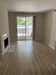 Spacious 1 Bedroom Sunnyvale Condo! Open Living Ground Level Unit!
