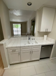 Spacious 1 Bedroom Sunnyvale Condo! Open Living Ground Level Unit!