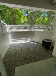 Spacious 1 Bedroom Sunnyvale Condo! Open Living Ground Level Unit!