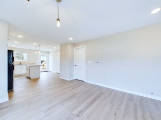 Stunning Newly Built 2 BR 2.5 BA Townhome in Beautiful Yorktown