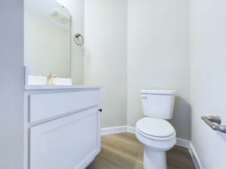 Stunning Newly Built 2 BR 2.5 BA Townhome in Beautiful Yorktown