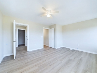 Stunning Newly Built 2 BR 2.5 BA Townhome in Beautiful Yorktown