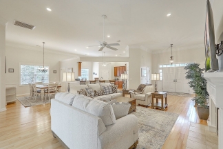 FULLY FURNISHED Mount Pleasant Home! 6-9 month lease available!