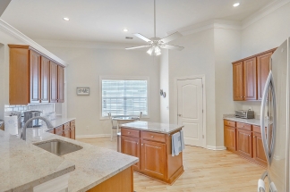 FULLY FURNISHED Mount Pleasant Home! 6-9 month lease available!