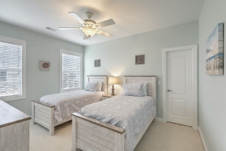 FULLY FURNISHED Mount Pleasant Home! 6-9 month lease available!