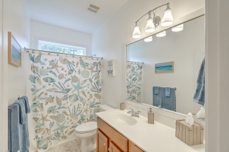 FULLY FURNISHED Mount Pleasant Home! 6-9 month lease available!