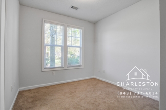 1213 Rosewood Ln - Available 7/15