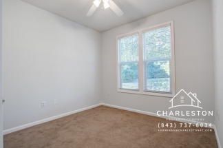 1213 Rosewood Ln - Available 7/15