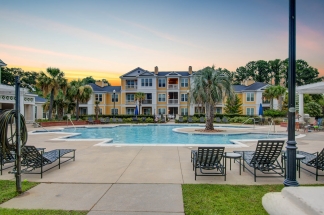 1213 Rosewood Ln - Available 7/15