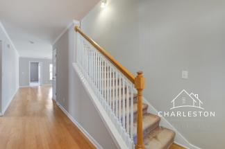 111 Meadowvale Ln - Available Now!