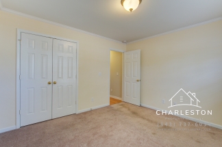 111 Meadowvale Ln - Available Now!