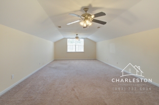 111 Meadowvale Ln - Available Now!