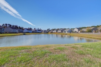 111 Meadowvale Ln - Available Now!