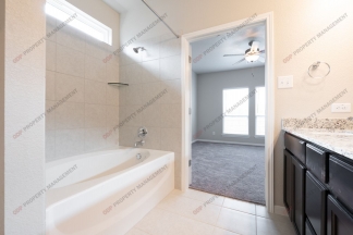 Delightful 4 Bedroom Home in Troy – Ideal Location Between Waco & Temple