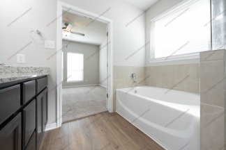 Spacious 4 Bedroom Home in South Temple – Friars Creek Neighborhood