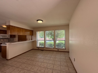 Your Cozy Escape Awaits—Charming Home Minutes from Lake Hefner!