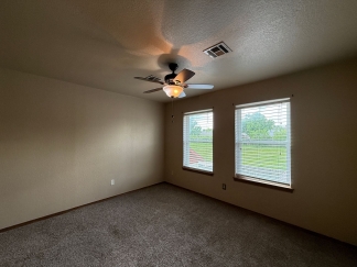 Your Cozy Escape Awaits—Charming Home Minutes from Lake Hefner!