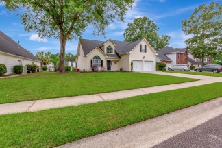 Beautiful Home in The Hamlets