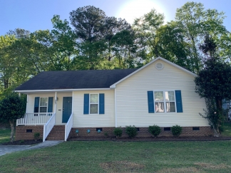 Clayton Ranch, 3 Bedrooms, Large Yard, Apply Now!
