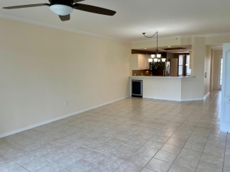 Spacious, first-floor, end-unit condominium for rent in luxurious Heritage Oaks. 2bed, 2bath, den, garage.