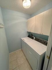 Spacious, first-floor, end-unit condominium for rent in luxurious Heritage Oaks. 2bed, 2bath, den, garage.