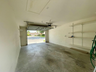 Spacious, first-floor, end-unit condominium for rent in luxurious Heritage Oaks. 2bed, 2bath, den, garage.