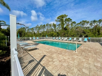 Spacious, first-floor, end-unit condominium for rent in luxurious Heritage Oaks. 2bed, 2bath, den, garage.