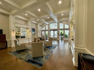 Spacious, first-floor, end-unit condominium for rent in luxurious Heritage Oaks. 2bed, 2bath, den, garage.