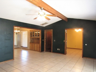Yukon home for lease!!  3 bed/2 Bathroom with Storm Shelter - Mustang Schools