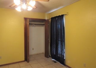 Yukon home for lease!!  3 bed/2 Bathroom with Storm Shelter - Mustang Schools