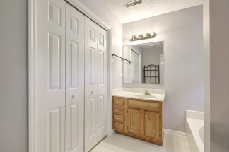 Single Family Home in Archdale!