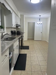 North Raleigh Move-In Ready Condo, On Ground Floor With Secluded Patio!