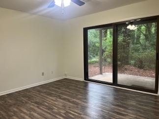 North Raleigh Move-In Ready Condo, On Ground Floor With Secluded Patio!
