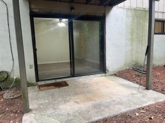 North Raleigh Move-In Ready Condo, On Ground Floor With Secluded Patio!