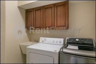 *LEASE PENDING*