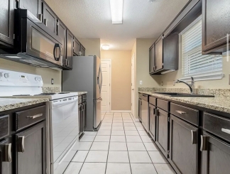Charming 3Bed House- Apply today!