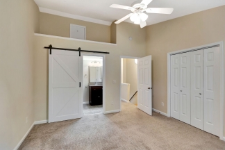 Charming 2BR End Unit Townhome in Prime Location!