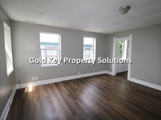 Downtown 3 BR 1 BA Apartment with Water and Sewer Included! (SECTION 8 APPROVED)
