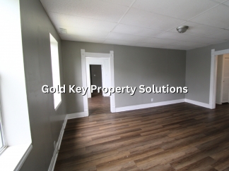 Downtown 3 BR 1 BA Apartment with Water and Sewer Included! (SECTION 8 APPROVED)