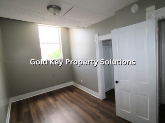 Downtown 3 BR 1 BA Apartment with Water and Sewer Included! (SECTION 8 APPROVED)
