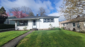 Adorable 2 Bedroom House close-in near South Tabor/Woodstock