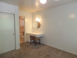 Spacious 1-Bedroom, 1-Bath Apartment in Serene Saratoga Setting ? Available Now!