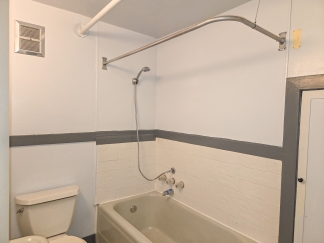 Unit 7Charming 1-Bedroom Apartment in Serene Saratoga Setting ? Available Now!