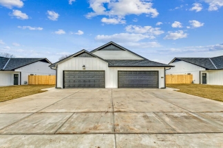 3 bedroom 2 bath Townhome  - Haysville Schools