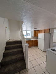 166 1/2 Washington