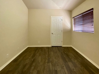 Gorgeous 4 bed/2.5 bath home in a great location with easy access to Highway 1604 and IH-35.