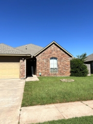 Charming 3-Bed Home with Pond Views & Modern Updates in Moore!